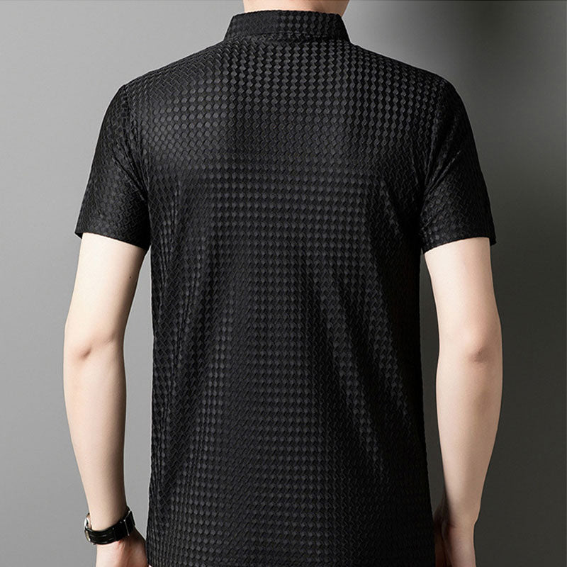šMenās Textured Short-Sleeve Shirtš