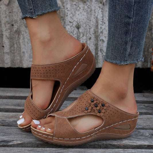 Comfortable correction peep-toe wedge heel fashion sandals